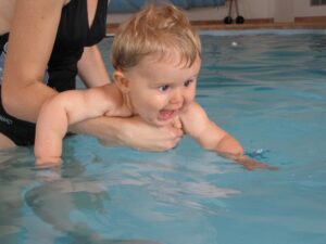 How to Teach Your Toddler to Swim